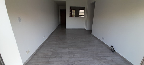 Imagen 4 de 12 de Unidad 2 Amb Con Balcón - Reciclado A Nuevo