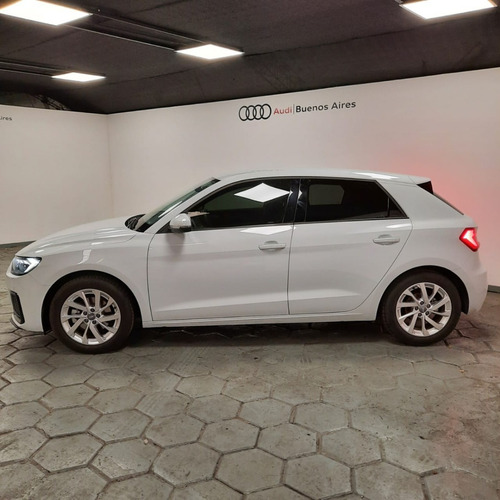 Audi A1 2021 2020 Sportback 30 Tfsi 1.0 0km Usado Nuevo Tv