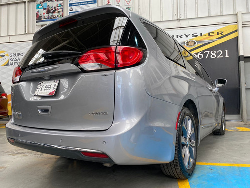 Chrysler Pacifica 2017