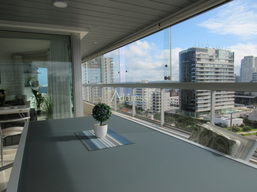 Apartamento En Punta Del Este, Mansa- Ref: 3272