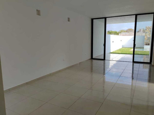 Casa En Venta En Privada Las Margaritas