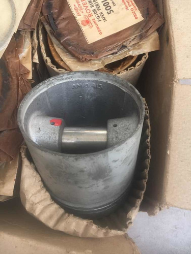 Imagen 5 de 7 de Pistones Originales Land Rover Para Motores 2.225cc. (nafta)