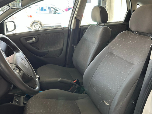 Chevrolet Corsa Sedan Corsa Sedan Premium 1.8 (Flex)