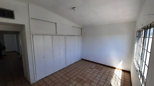 Casa Sola En Renta En Las Granjas, Chihuahua, Chihuahua