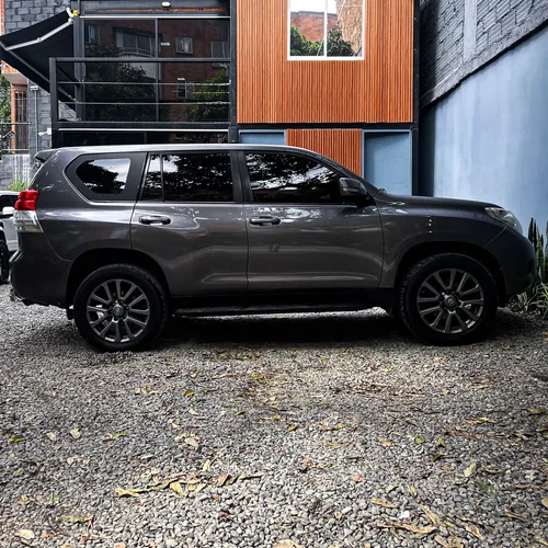 Toyota Prado TX 4.0 B2+