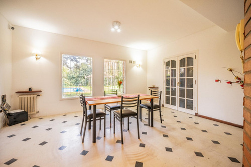 Casa En Monte Grande - 3 Dormitorios Y Escritorio - Apto Credito
