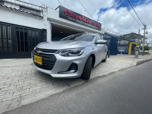 Chevrolet Onix 1.0T Premier Sedan At