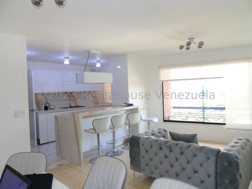 Apartamento En Venta El Rosal Jose Carrillo Bm Mls #24-7016