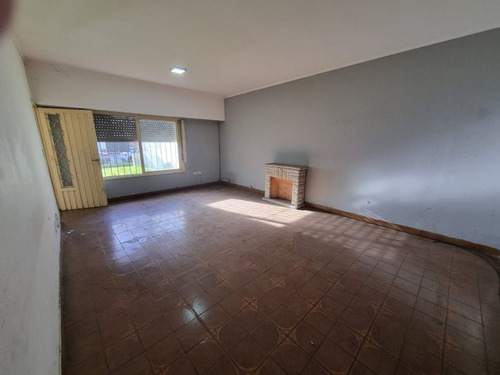 Venta Casa 3amb Patio/garaje Temperley