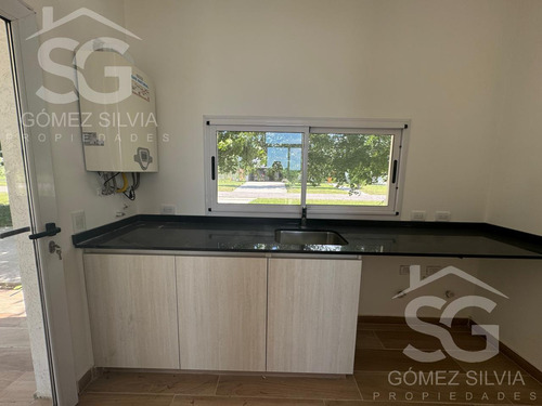 Casa En Venta 5 Ambientes Comarcas De Lujan