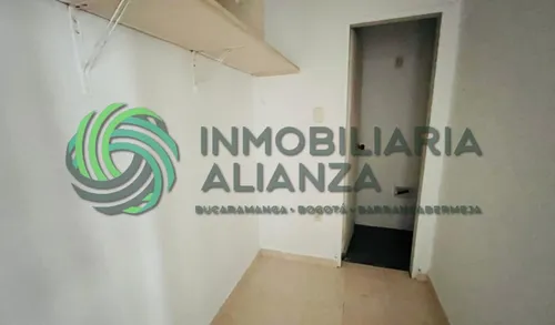 Apartamento En Arriendo En Antonia Santos. Cod A17024
