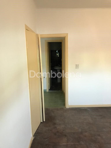 Imagen 8 de 12 de Local En Venta O Permuta Ubicado En Moreno, Moreno
