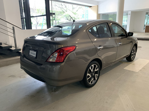 Imagen 11 de 15 de Nissan Versa 2019 1.6 Advance Mt