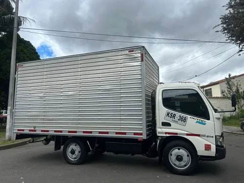 Hino Xzu-640l 4.0 Mt Diesel Furgón