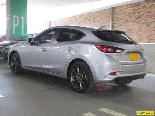Mazda 3 2.0 Sport Touring