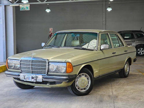 Mercedes Benz 300d 1982