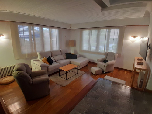 Chalet En Venta. Barrio Santa Monica