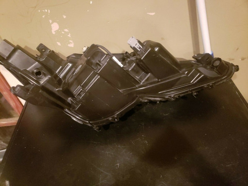 Faro Toyota Camry 2018 2019 A 15 Dias C/u Pequeños Detalles (Usado)