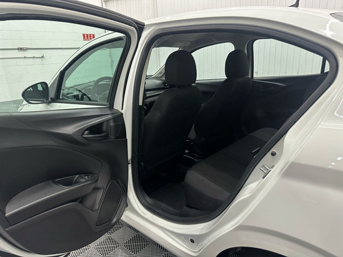 Fiat Cronos 1.0 Drive Flex 4p