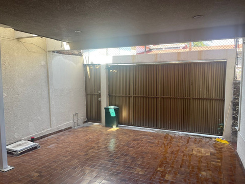 Casa En Venta En Col. Las Reynas, Irapuato, Gto.