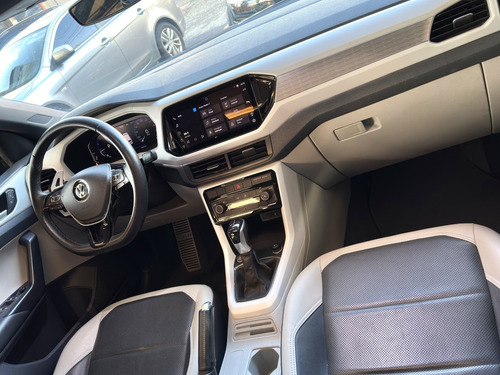 Volkswagen T-Cross 1.4 250 TSI TOTAL FLEX HIGHLINE AUTOMÁTICO