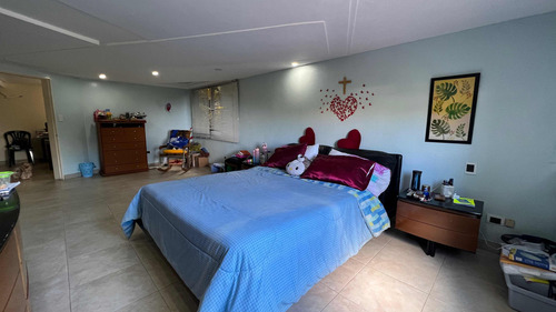 Apto En Venta En El Hatillo 400 Mts2 4h/5b/2p Ah