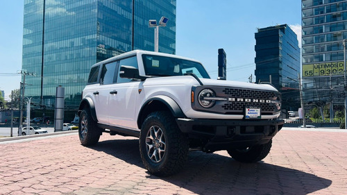 Ford Bronco BADLANDS 4 PUERTAS 2.7L GTD