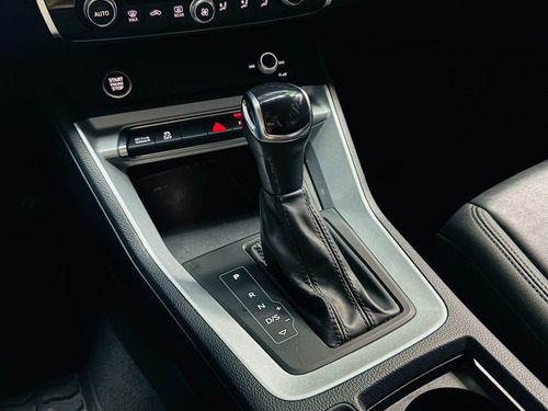 Audi Q3 Select 2022