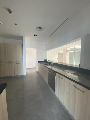 Imagen 14 de 18 de Departamento En Venta En Privanzas Venecia, San Pedro Garza García Nuevo León
