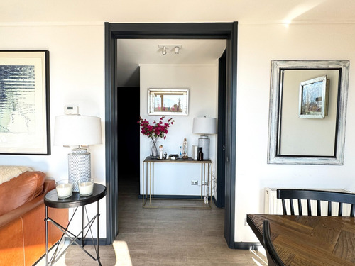 Departamento Townhouse En La Dehesa, 3 Pisos + Rooftop