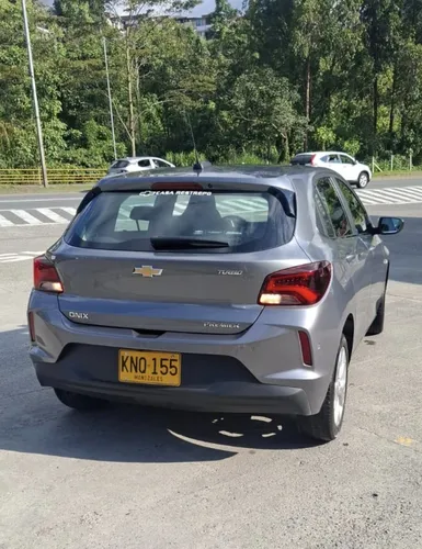 Chevrolet Onix 1.0T Premier Hatch At