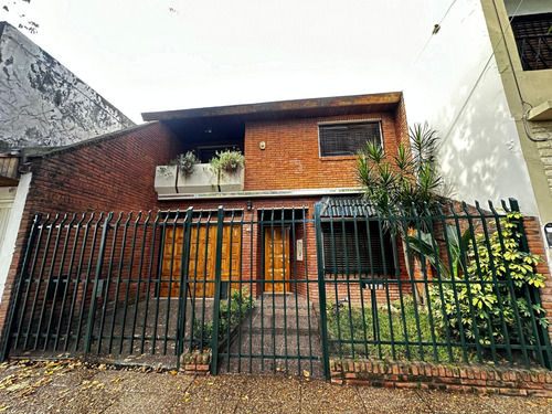 Venta Ph Tipo Casa Al Frente 4 Amb. En Versalles