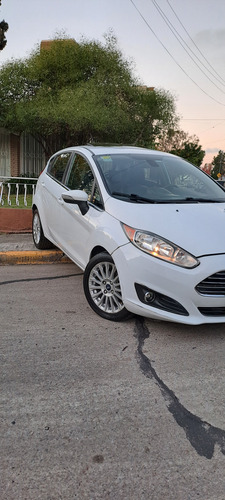 Ford Fiesta Kinetic 1.6 Titanium Powershift 120cv