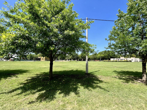Venta Lote En Las Casuarinas - Barrio Privado En Ibarlucea
