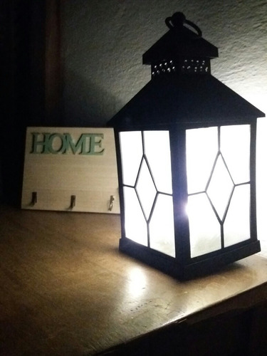 Imagen 2 de 3 de Fanal Con Luz A Pila Y Usb