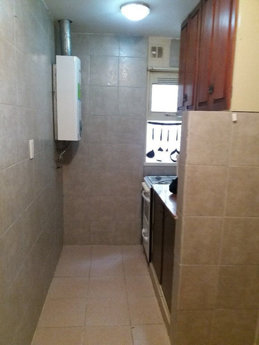 Imagen 1 de 6 de Departamento 2 Amb En Venta