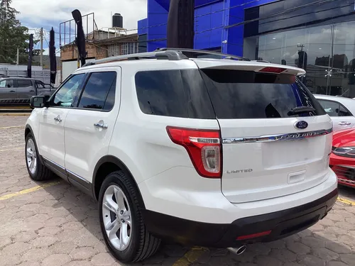 Ford Explorer 4.0 Limited V6 Sync 4x2 Mt