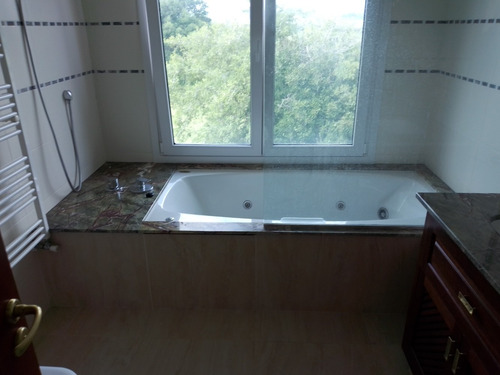 Chacra Con Muy Buena Casa, Mas Galpón Y Casa De Casero