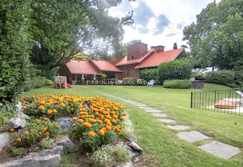 Casa De Gran Tamaño En Zona Del Golf