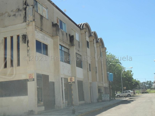Imagen 2 de 14 de Leida Mejia Rentahouse Vende Galpon En El Recreo Valencia 22-11427 Lf