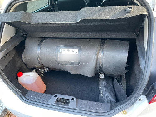 Imagen 7 de 9 de Ford Fiesta 1.6 2016 Titular