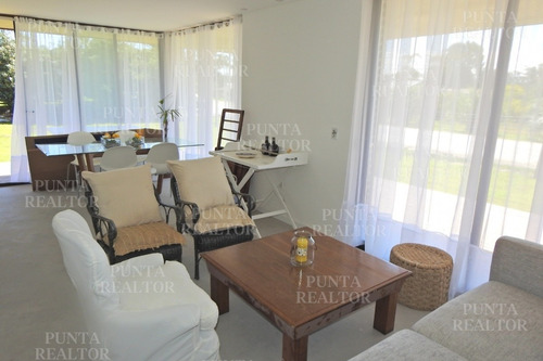 Divina Casa Nueva A Estrenar - Ref: 524