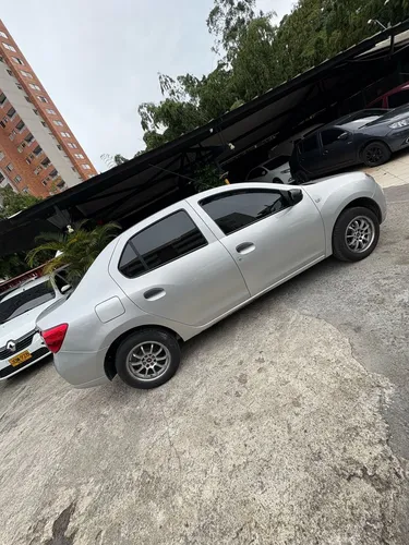 Renault Logan Authentique