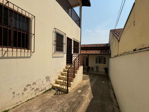 Sobrado Comercial E Residencial A Venda Em Valinhos