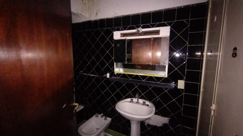 Ph En Venta - 4 Dormitorios 4 Baños - La Plata