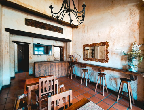 Imagen 2 de 11 de Casa En Renta Dentro De Residencial Exclusivo En El Centro De Antigua Guatemala