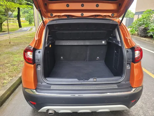 Renault Captur 2.0 Intens Automática