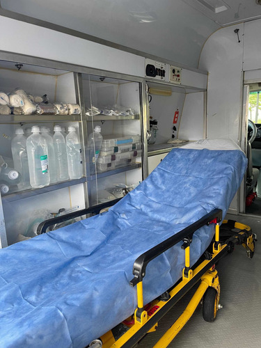 Imagen 1 de 7 de Ford Econoline Ambulancia