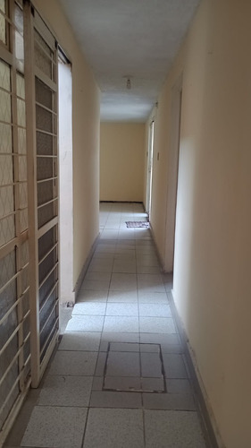 Casa En Venta Con 1 Departamento Independiente 180m2, Col. Jacarandas, Iztapalapa.