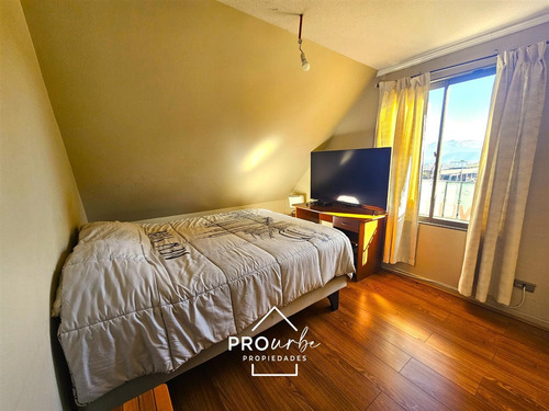 Amplia Casa Con Terraza Cerrada En Excelente Ubicación